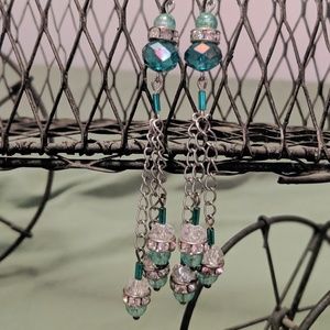 Dangling Earrings crystal blue & silver chain